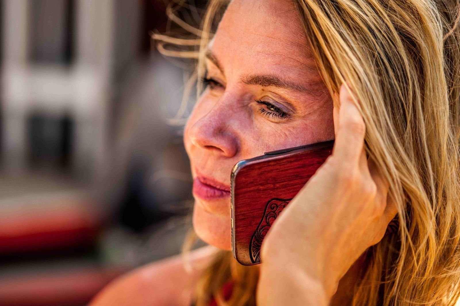 Elke Bayer on the phone